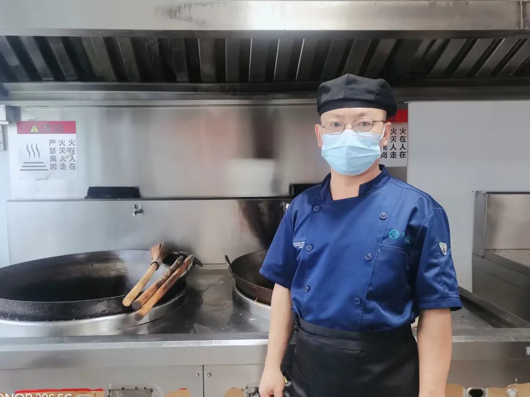 焦点价值观标杆人物 | 集团行政中心侯峰：通俗岗位上的坚守与贡献_新宝gg